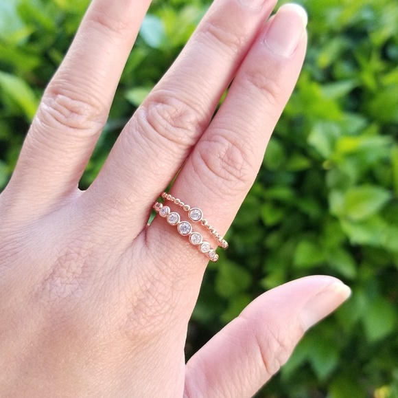 💎NEW💎 ADJUSTABLE DAINTY DOUBLE LAYERED RING - Picture 4 of 7